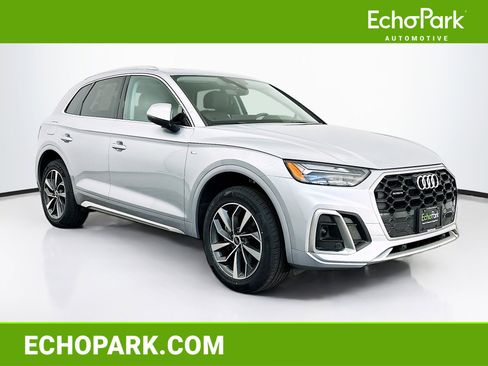 Used 2023 Audi Q5 2.0T Premium w/ Convenience Package AWD/4WD image 1