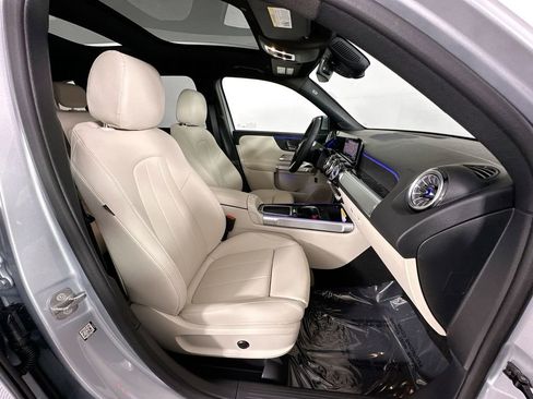 New 2026 Mercedes-Benz GLB 250 image 28