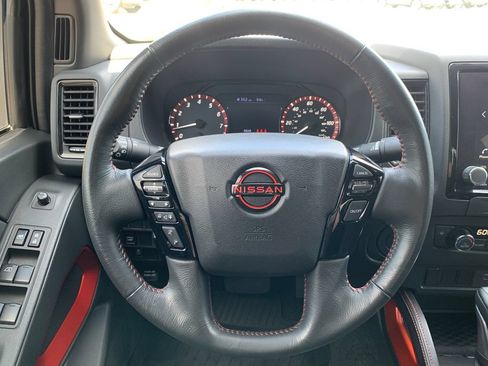 Used 2024 Nissan Frontier Pro-X RWD image 11