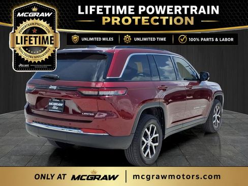 Used 2025 Jeep Grand Cherokee Limited RWD image 3