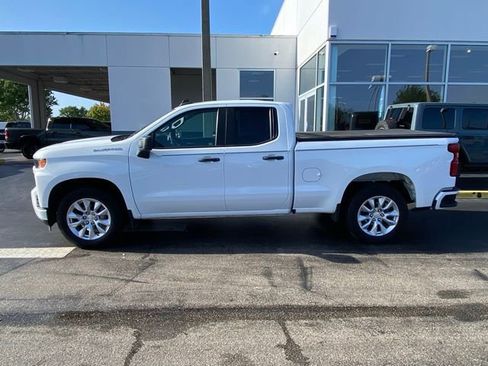 Used 2022 Chevrolet Silverado 1500 Custom image 6