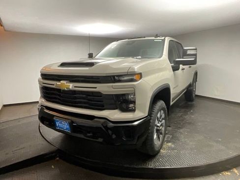 New 2026 Chevrolet Silverado 2500 Custom w/ Custom Convenience Package image 3