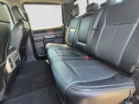 Used 2020 Ford F150 Lariat RWD image 17