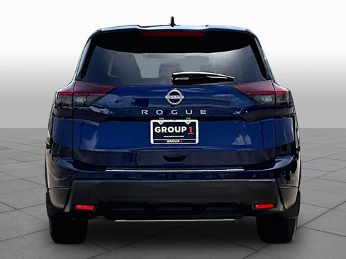 Used 2026 Nissan Rogue SV FWD image 5