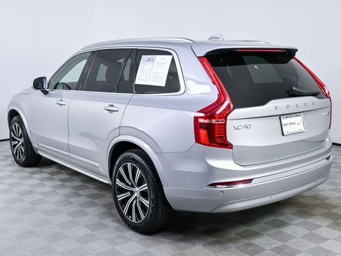 Certified 2025 Volvo XC90 B5 Core AWD/4WD image 4