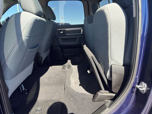 Used 2019 RAM 1500 Big Horn AWD/4WD image 10