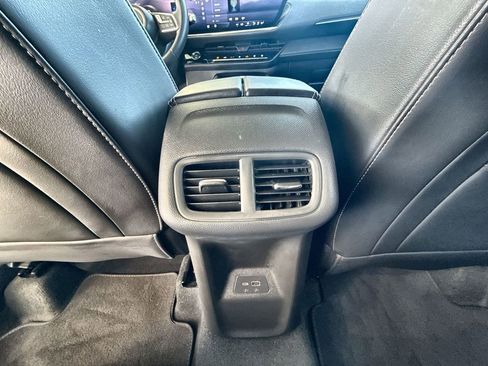 Used 2025 Buick Envision Preferred image 12