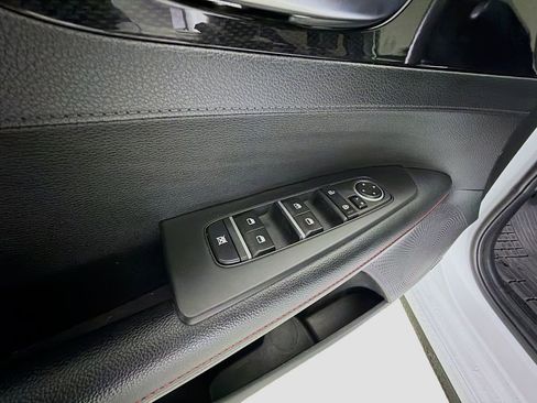 Used 2022 Kia Forte GT image 21