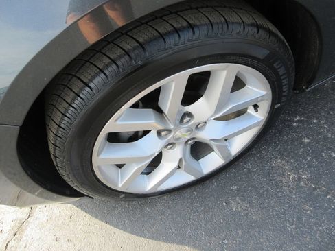 Used 2018 Chevrolet Impala Premier FWD image 11