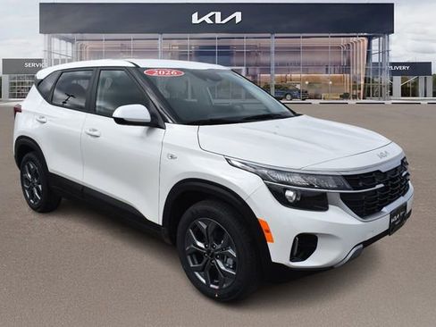 New 2026 Kia Seltos LX image 1