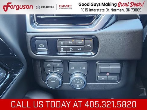 New 2026 GMC Yukon XL Elevation AWD/4WD image 17