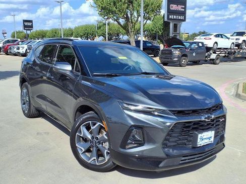 Used 2019 Chevrolet Blazer RS FWD image 1