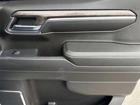 Used 2023 Chevrolet Silverado 1500 LTZ image 19