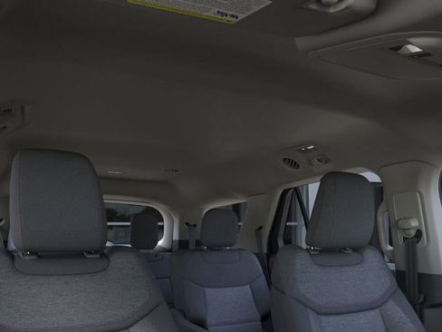 New 2026 Ford Explorer Active image 25