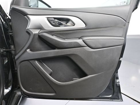 Used 2021 Chevrolet Traverse LT AWD/4WD image 52