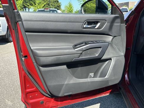 New 2026 Nissan Pathfinder SL AWD/4WD image 11