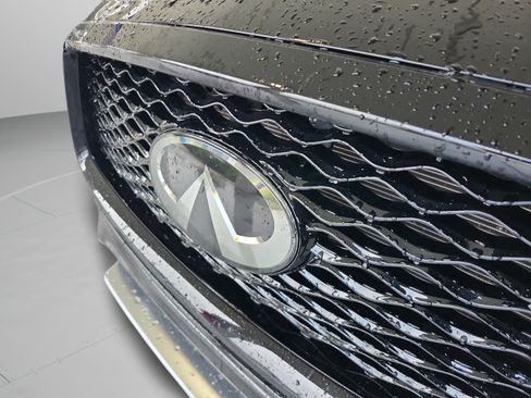 Used 2021 INFINITI QX50 Luxe w/ Appearance Package FWD image 32