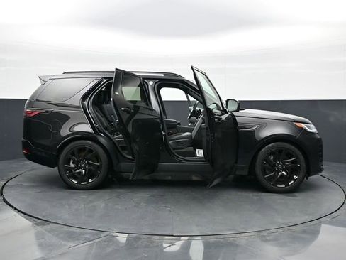 Used 2024 Land Rover Discovery Dynamic SE image 33