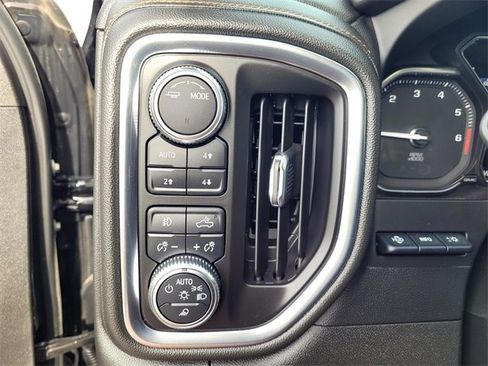 Used 2022 GMC Sierra 1500 AT4 w/ AT4 Carbonpro Edition image 16