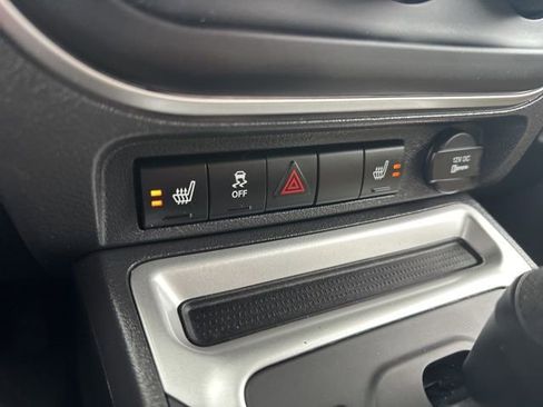 Used 2017 Jeep Compass High Altitude image 26