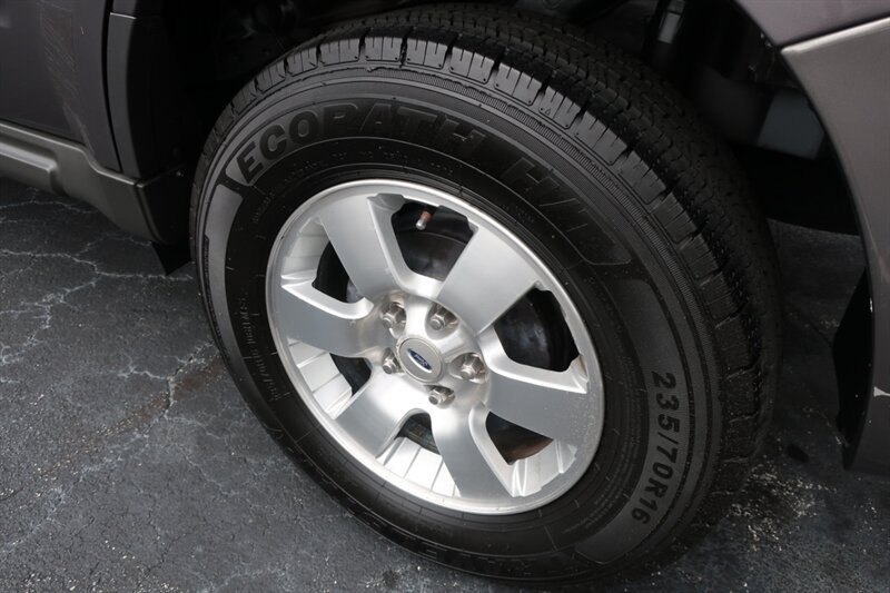 Used 2010 Ford Escape Limited FWD image 35