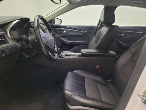 Used 2016 Chevrolet Impala LT w/ Convenience Package FWD image 17