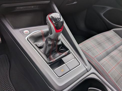 Used 2022 Volkswagen GTI SE FWD image 16