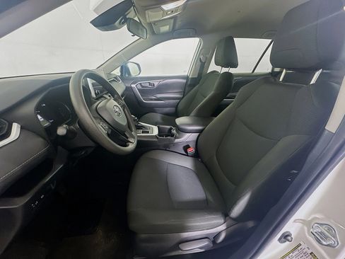 Used 2024 Toyota RAV4 LE image 13