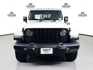 Used 2022 Jeep Gladiator Sport AWD/4WD video 2