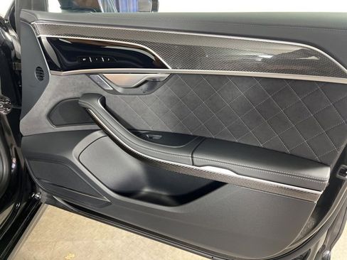 Used 2023 Audi S8 w/ S8 Executive Package image 11