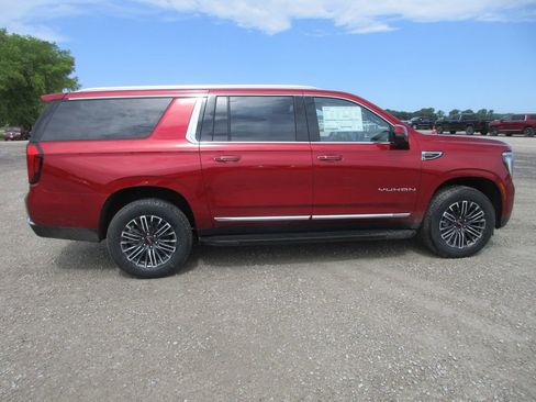 New 2026 GMC Yukon XL Elevation w/ Elevation Premium Package AWD/4WD image 3