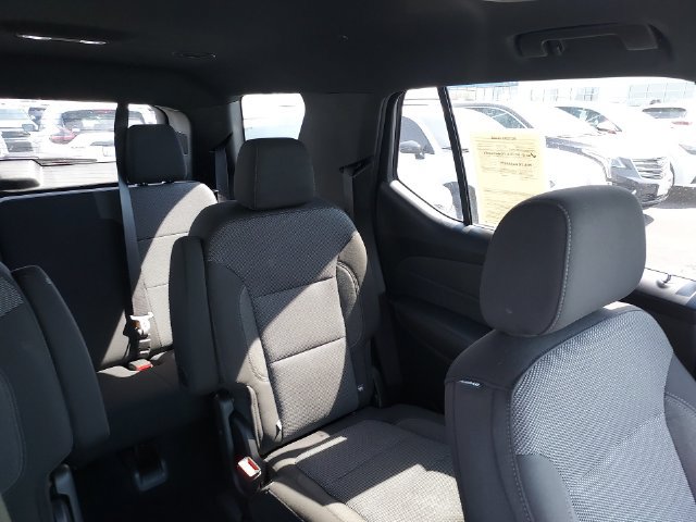 Used 2023 Chevrolet Traverse LT FWD image 14