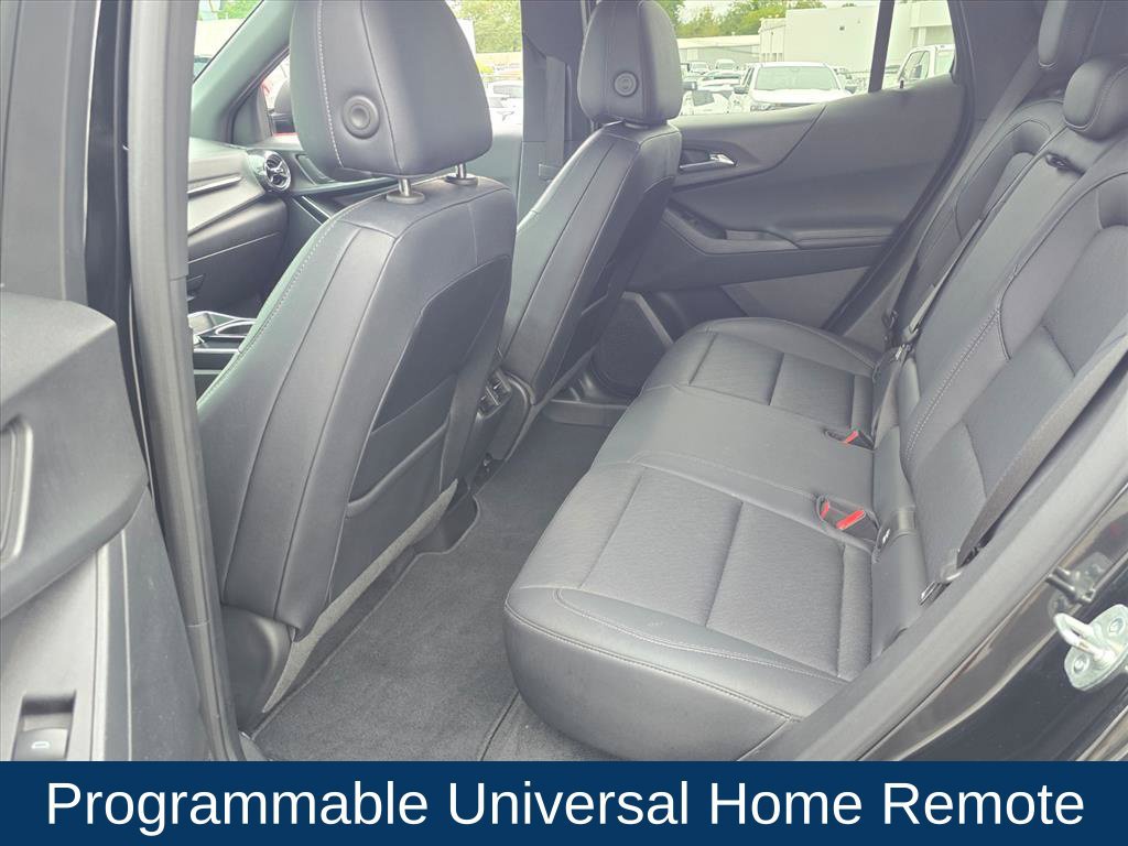 Used 2025 Chevrolet Equinox LT w/ Convenience Package II FWD image 17