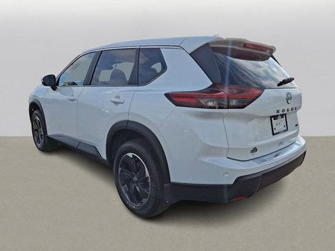 New 2025 Nissan Rogue SV image 3