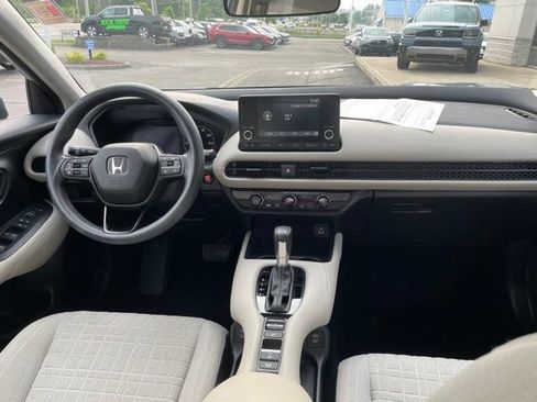 Used 2024 Honda HR-V LX image 6