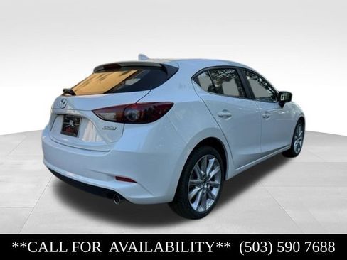 Used 2017 MAZDA MAZDA3 Grand Touring w/ Premium Equipment Package FWD image 5