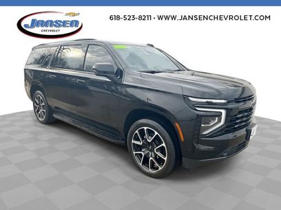Used 2025 Chevrolet Suburban RST