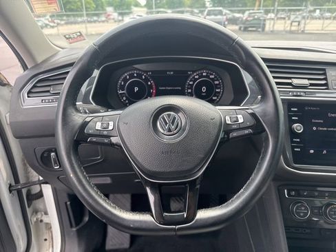 Used 2019 Volkswagen Tiguan SEL FWD image 28