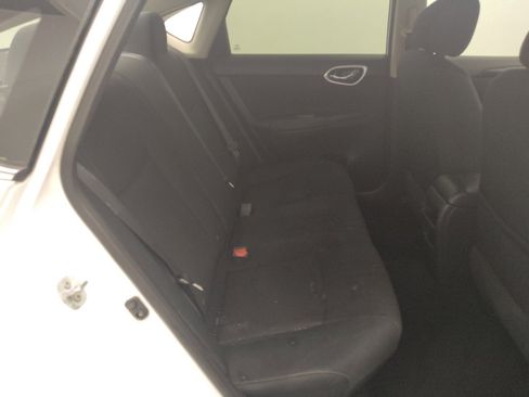 Used 2019 Nissan Sentra S FWD image 19