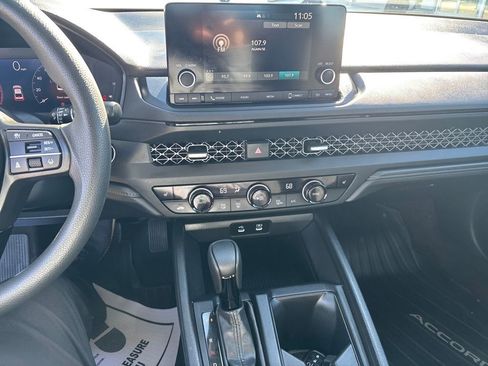 Used 2024 Honda Accord EX image 17