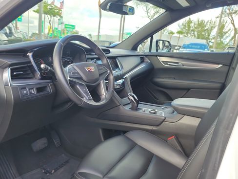 Used 2022 Cadillac XT5 Luxury image 9