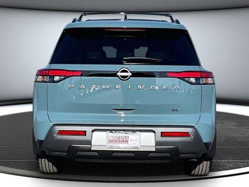 New 2026 Nissan Pathfinder SL FWD image 4