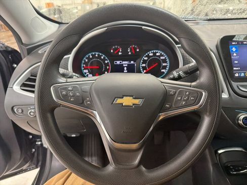 Used 2024 Chevrolet Malibu LT image 14