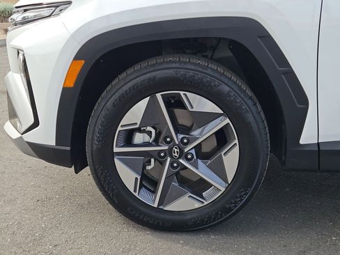 Certified 2026 Hyundai Tucson SEL image 9