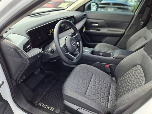 New 2026 Nissan Kicks SV FWD image 13