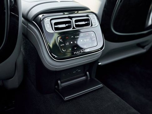 Used 2021 Mercedes-Benz Maybach S 580 4MATIC image 50