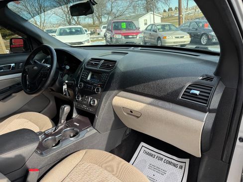 Used 2018 Ford Explorer 4WD image 29