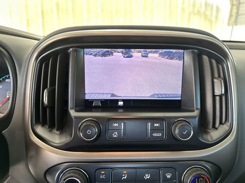 Used 2019 Chevrolet Colorado Z71 image 26