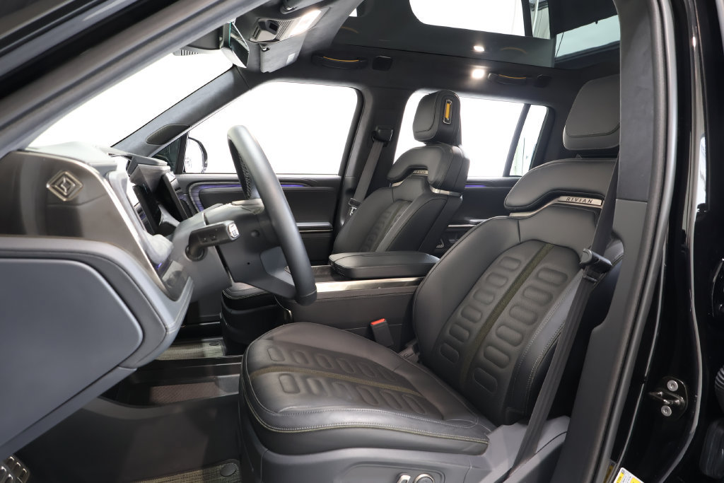 Used 2022 Rivian R1S Launch Edition Quad AWD/4WD image 20