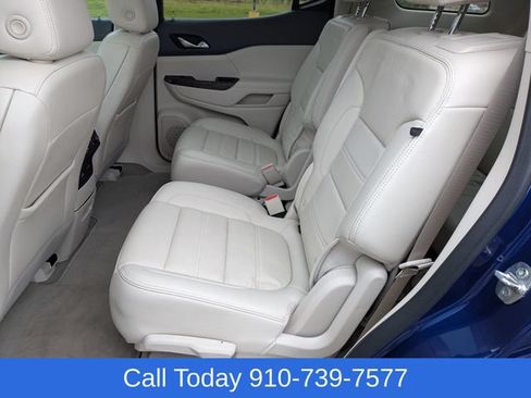 Used 2023 GMC Acadia Denali w/ Denali Ultimate Package FWD image 33